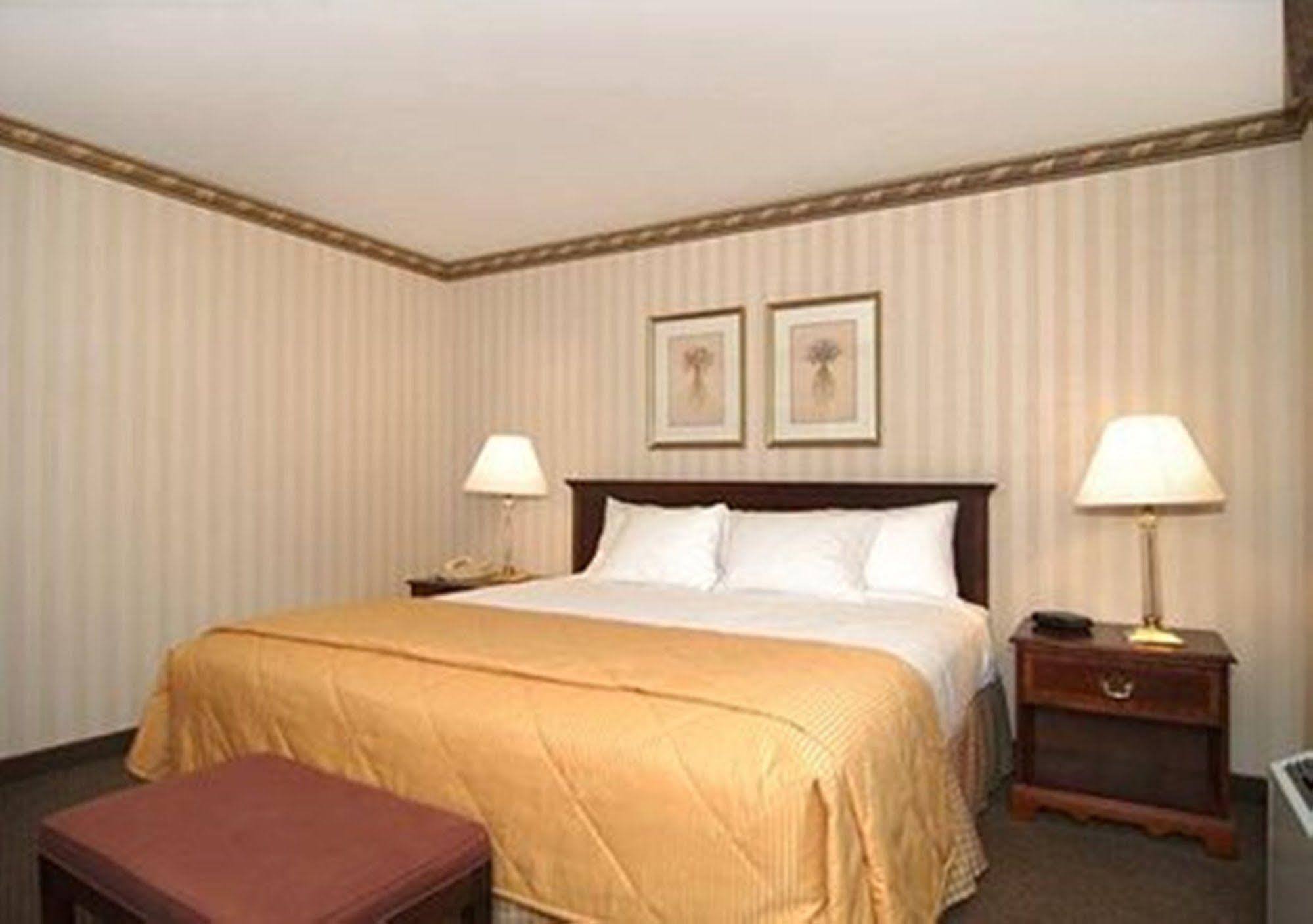 Comfort Inn & Suites Near Burke Mountain Saint Johnsbury Kültér fotó